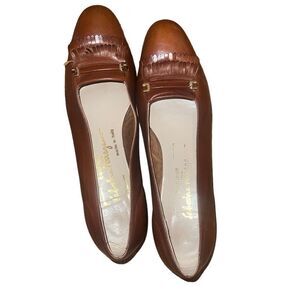 Salvatore Ferragamo Brown Leather Vintage Shoes Size 9 A2